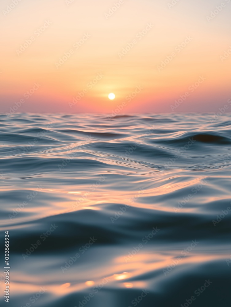 Obraz premium Soft Sunset Glow on Gentle Ocean Waves - Made with Generative AI