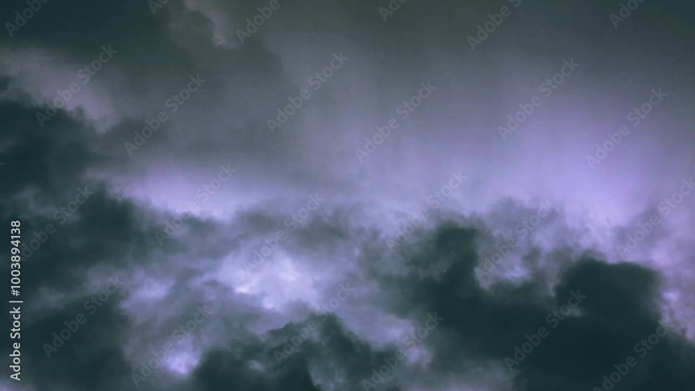Niebla deslizándose lentamente en un ambiente tenebroso. Fondo abstracto oscuro de colores espeluznantes y movimientos sinuosos.