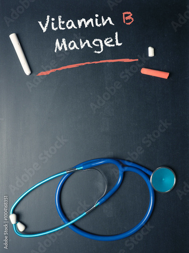 The German words Vitamin B deficiency on a chalkboard