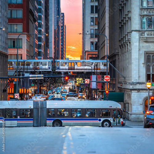 Obraz na płótnie Chicago street rush sunset view w salonie