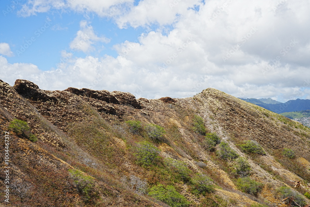 View of Diamond Head Volcanic Crater in Hawaii, USA - アメリカ ダイヤモンドヘッドの風景 View of Diamond Head Volcanic Crater in Hawaii, USA - アメリカ ダイヤモンドヘッドの風景