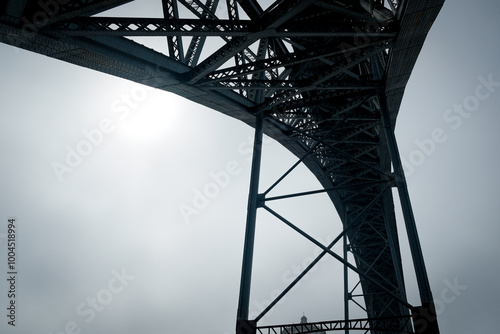 puente industrial photo