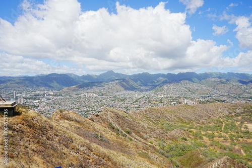 View of Diamond Head Volcanic Crater in Hawaii, USA - アメリカ ダイヤモンドヘッドの風景