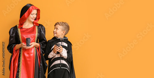 Mother with little son in H...