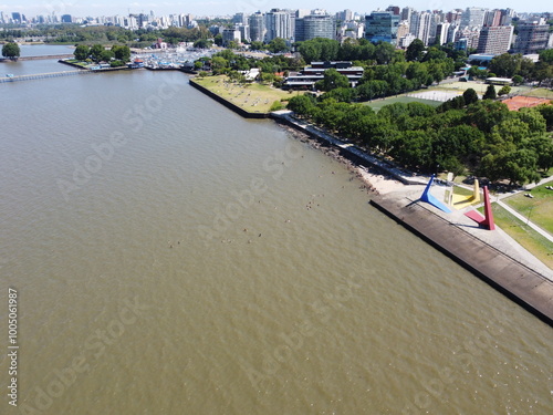 Verano en Vicente Lopez, Buenos Aires , republica Argentina