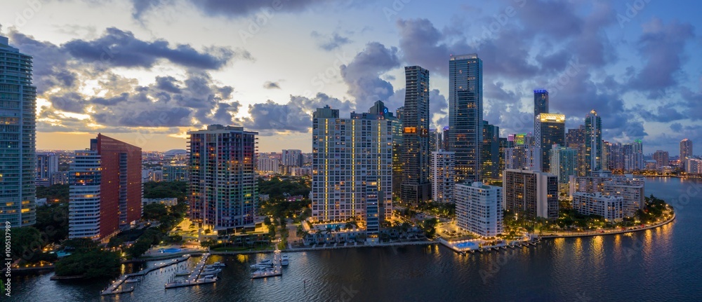 Fototapeta premium Downtown Miami waterfront, buidings and condos at night, Florida, United States.