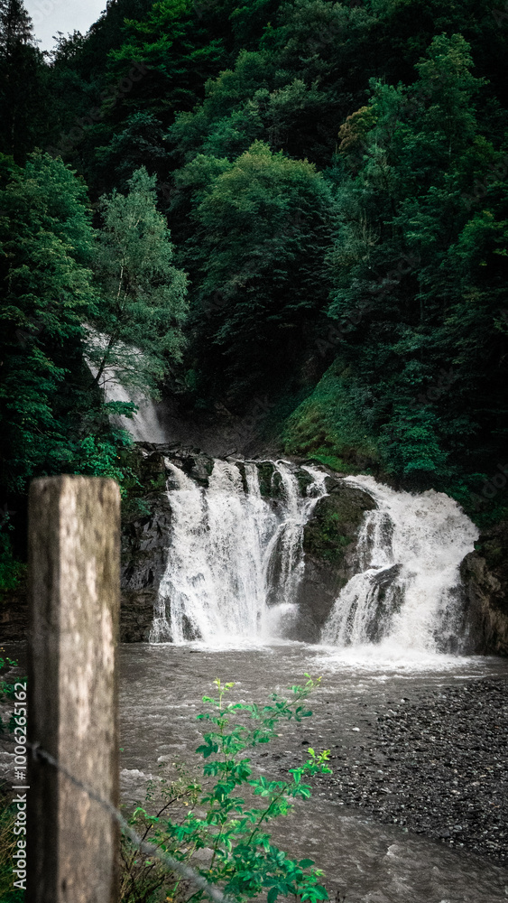 Fototapeta premium Swiss waterfall