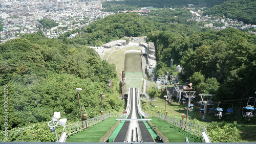 札幌大倉山ジャンプ競技場のスキージャンプの競技者目線