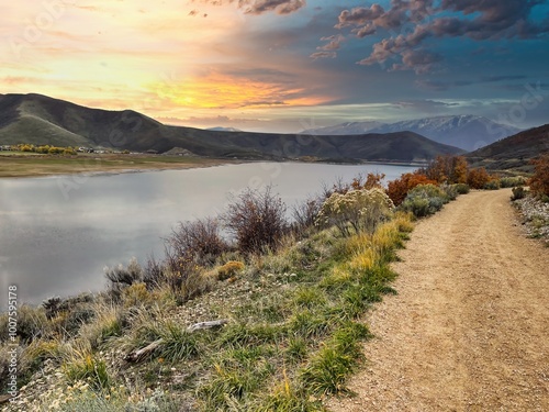 Fotografía Fall Sunset on Deer Creek Trail Along Deer Creek Reservoir Near Heber City Utah