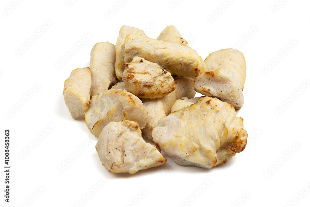 morceaux de poulet cuit, isolé sur un fond blanc morceaux de poulet cuit, isolé sur un fond blanc