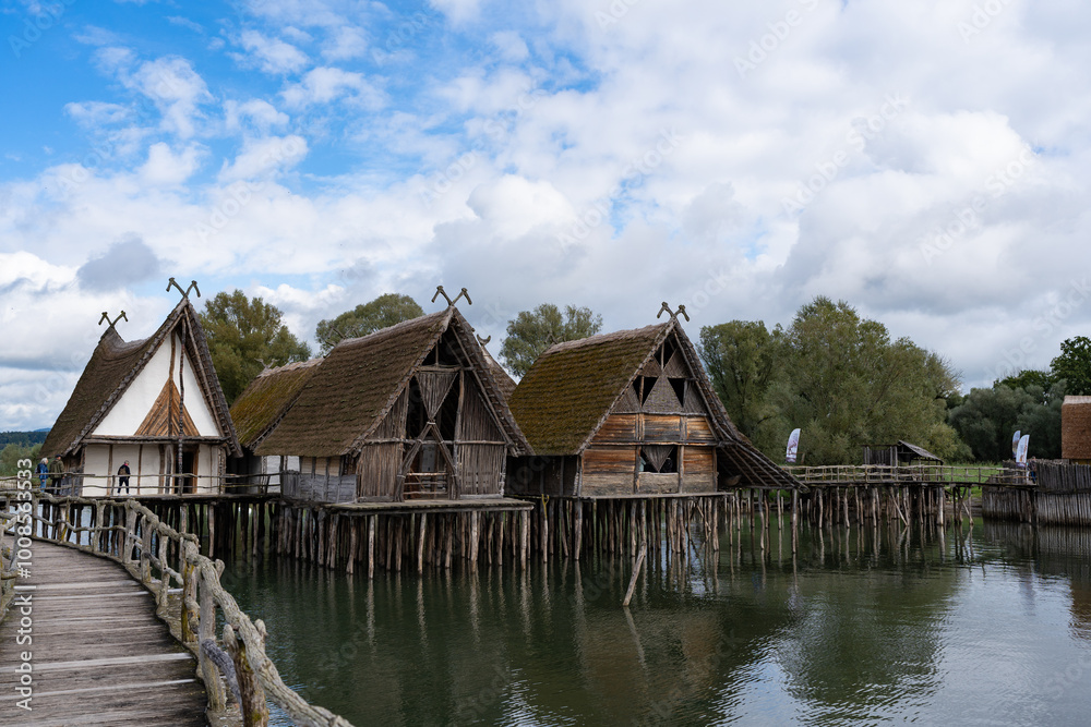 Lake Constance, arrow buildings. 4300 years before Christ. Lake Constance, arrow buildings. 4300 years before Christ.