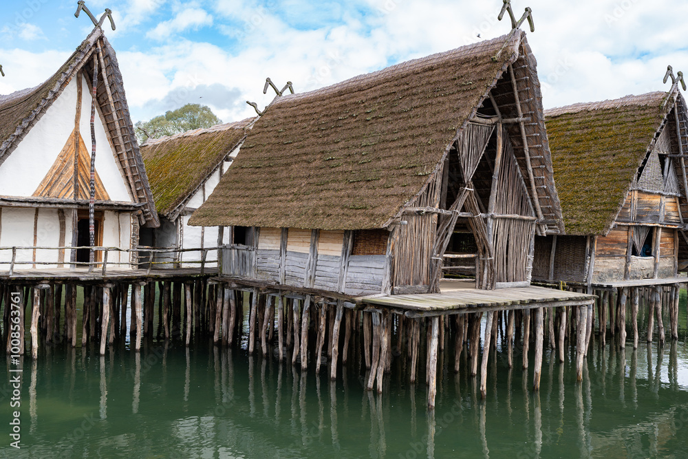 Lake Constance, arrow buildings. 4300 years before Christ. Lake Constance, arrow buildings. 4300 years before Christ.
