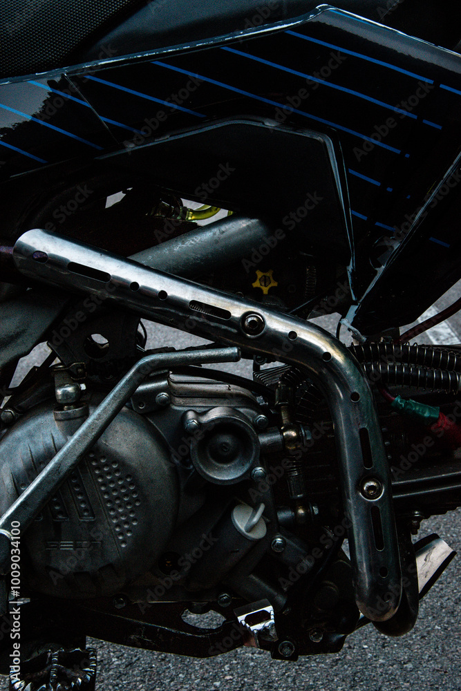 Engine and all other motorcycle parts when changing the used oil Engine and all other motorcycle parts when changing the used oil