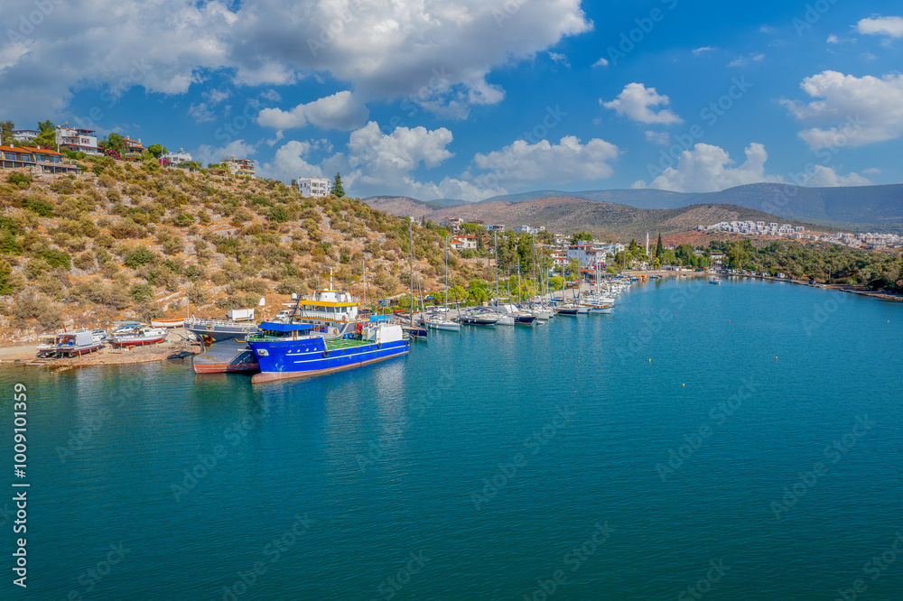 Mugla - Milas - Kıyıkışlacık neighborhood, a beautiful beach in Güllük Bay.