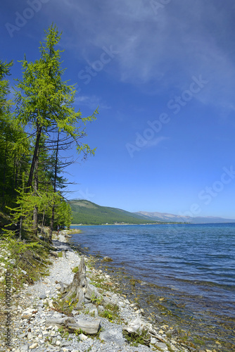 Obraz na płótnie Lake Chövsgöl núr (Khövsgöl), Khövsgöl lake and Bulgan aimags in northern Mongolia w salonie