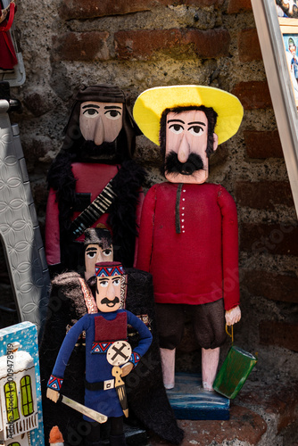 Figurines of Georgian men