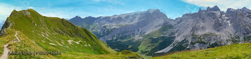 Panorama auf dem Golmer Höhenweg von der Geißspitze über Sulzfluh zu den drei Türmen photo