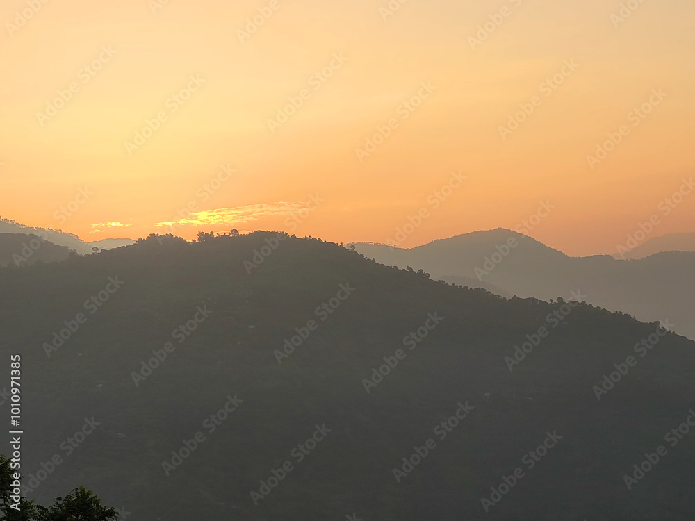 Obraz premium sunrise in the mountains