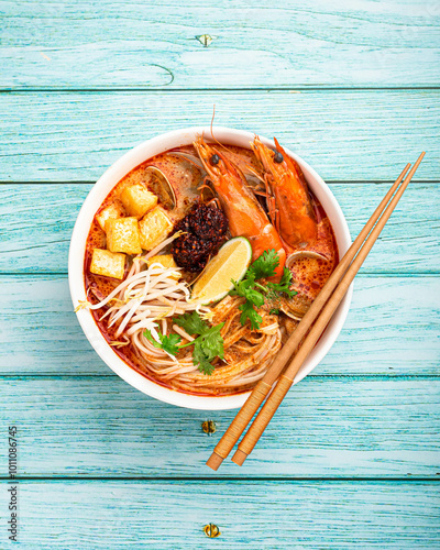 Laksa, Malaysian noodle soup with shrimp, tofu and sprouts, top view