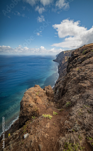 Coastal Paradise: Cliffside Walk in Madeira