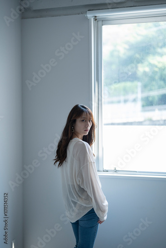 女性 Free Download 女性 - GFXLoad