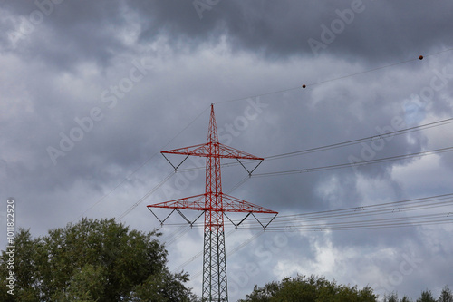 Stromleitung, Mast an der Elbe bei Pirna, Sachsen, Deutschland