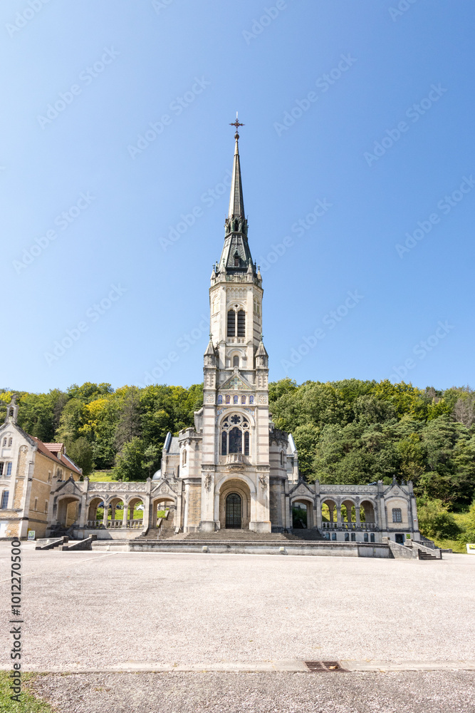 Fototapeta premium Basilique de Domremy la Pucelle 