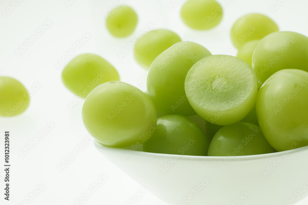 シャインマスカット　　白バック