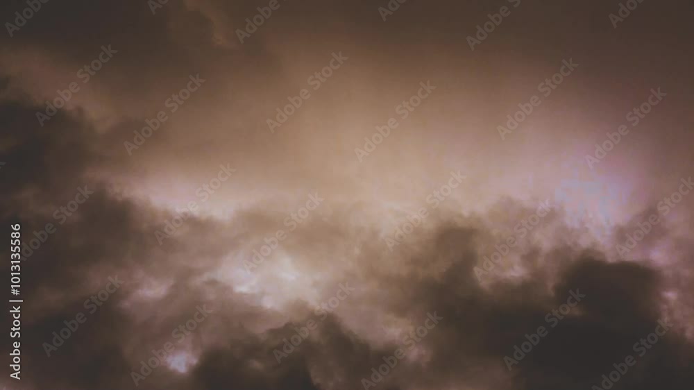 Niebla que se desplaza lentamente en un entorno fantasmal. Fondo abstracto oscuro con colores marrones espeluznantes y movimientos sinuosos.