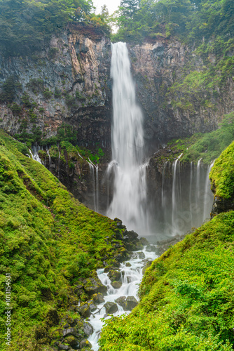 日本　日光の華厳の滝/Japanese Waterfall Nikko