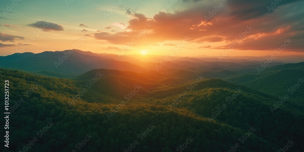 Obraz premium Mountain Sunset Landscape
