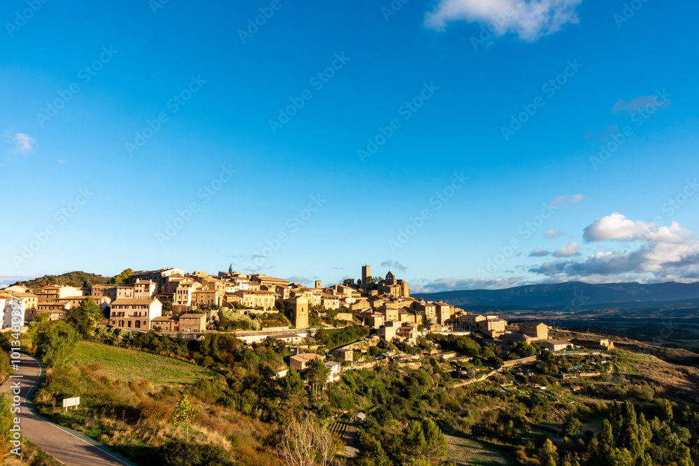 Fototapeta premium View of Sos del Rey Catolico in the early morning. Zaragoza, Aragon, Spain.