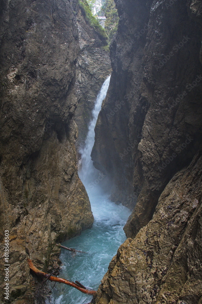 Obraz premium Waterfall in Leutascher Geisterklamm at Mittenwald, Tyrol, Austria, Europe 