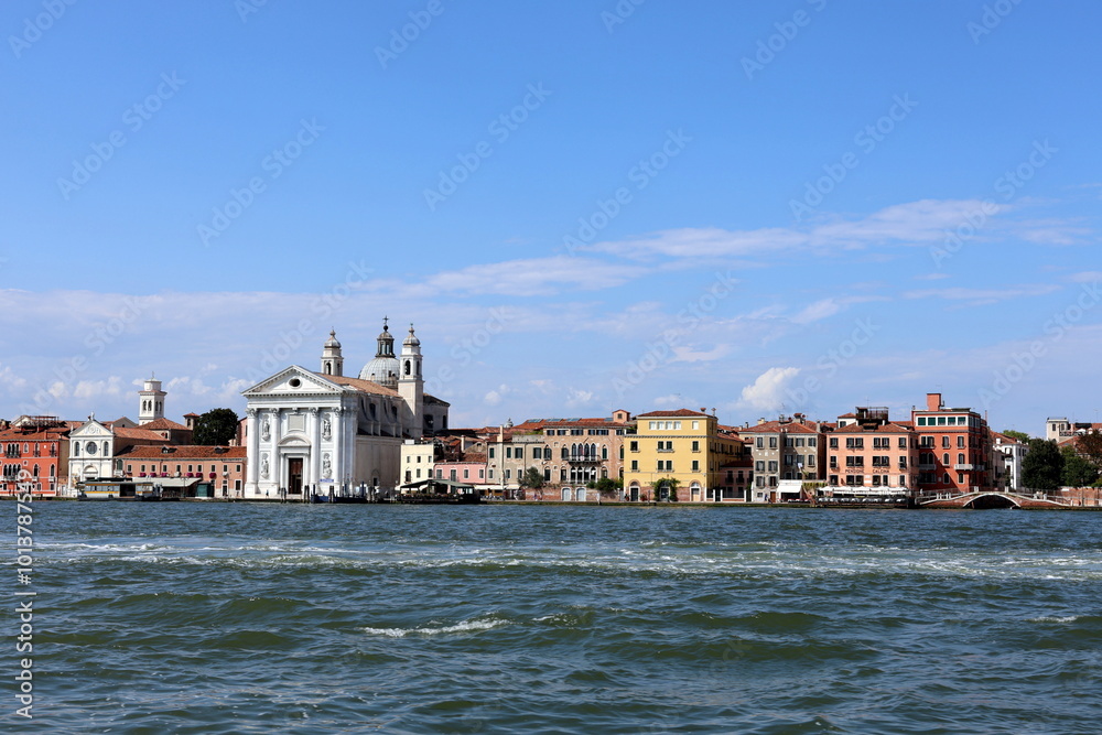 Stadtteil Dorsoduro von Venedig im Sommer Stadtteil Dorsoduro von Venedig im Sommer