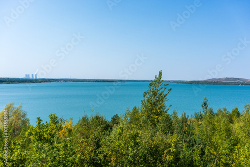 Der Störmthaler See bei Leipzig im Spätsommer