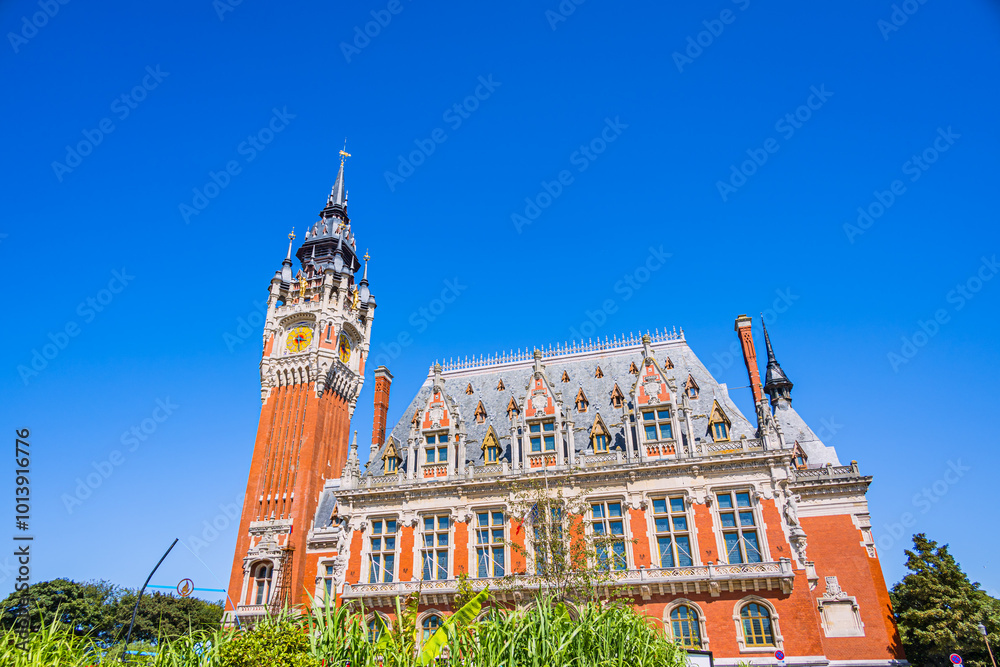 Obraz premium Le Beffroi de l'Hôtel de Ville de Calais