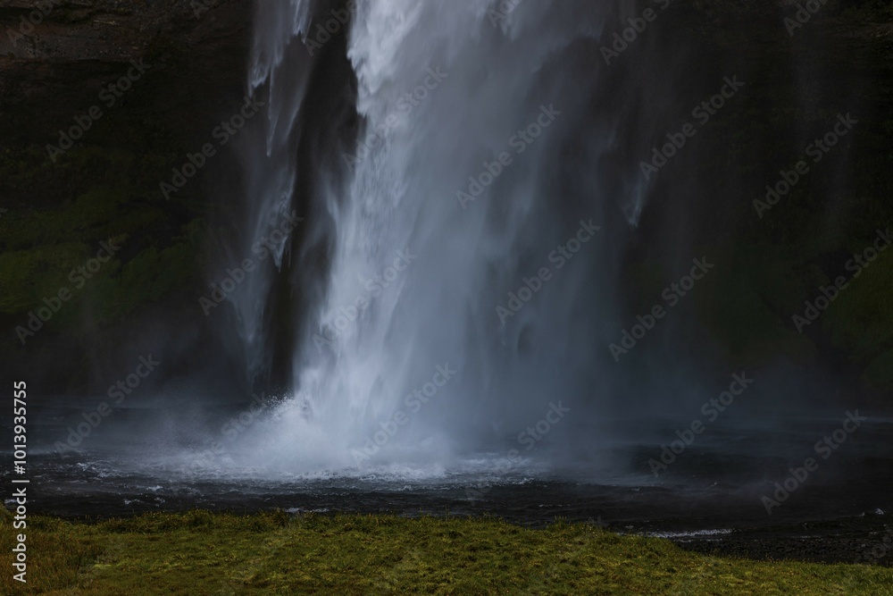 Seljalandsfoss, Sudurland, Southern Iceland, Iceland, Europe Seljalandsfoss, Sudurland, Southern Iceland, Iceland, Europe