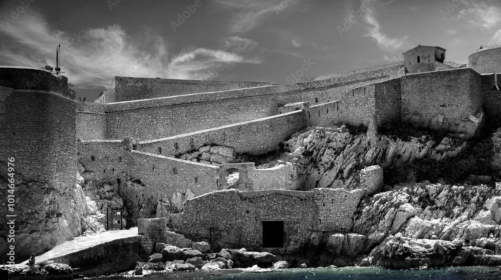 Obraz premium Black-white pictures of the famous Chateau D'If in France not far away from the coast of the city of Marseille. It is famous for being part of adventure novel The Count of Monte Christo