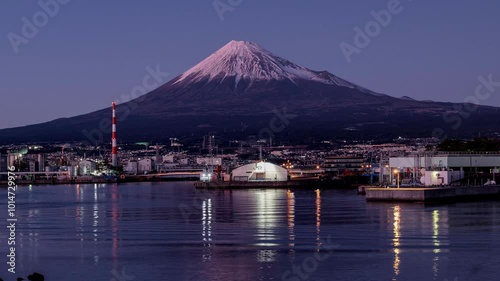 富士山×工場夜景（田子の浦港工場夜景） photo