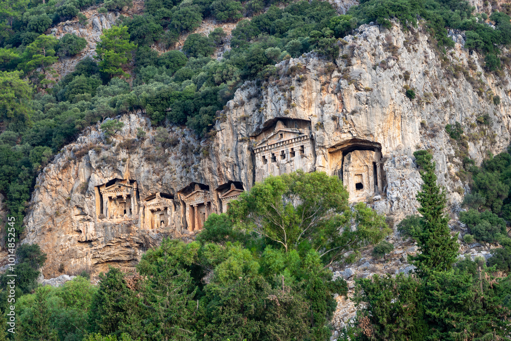 Fototapeta premium Kings Tombs in the Cliff Face Kaunos Dalyan, Turkey.