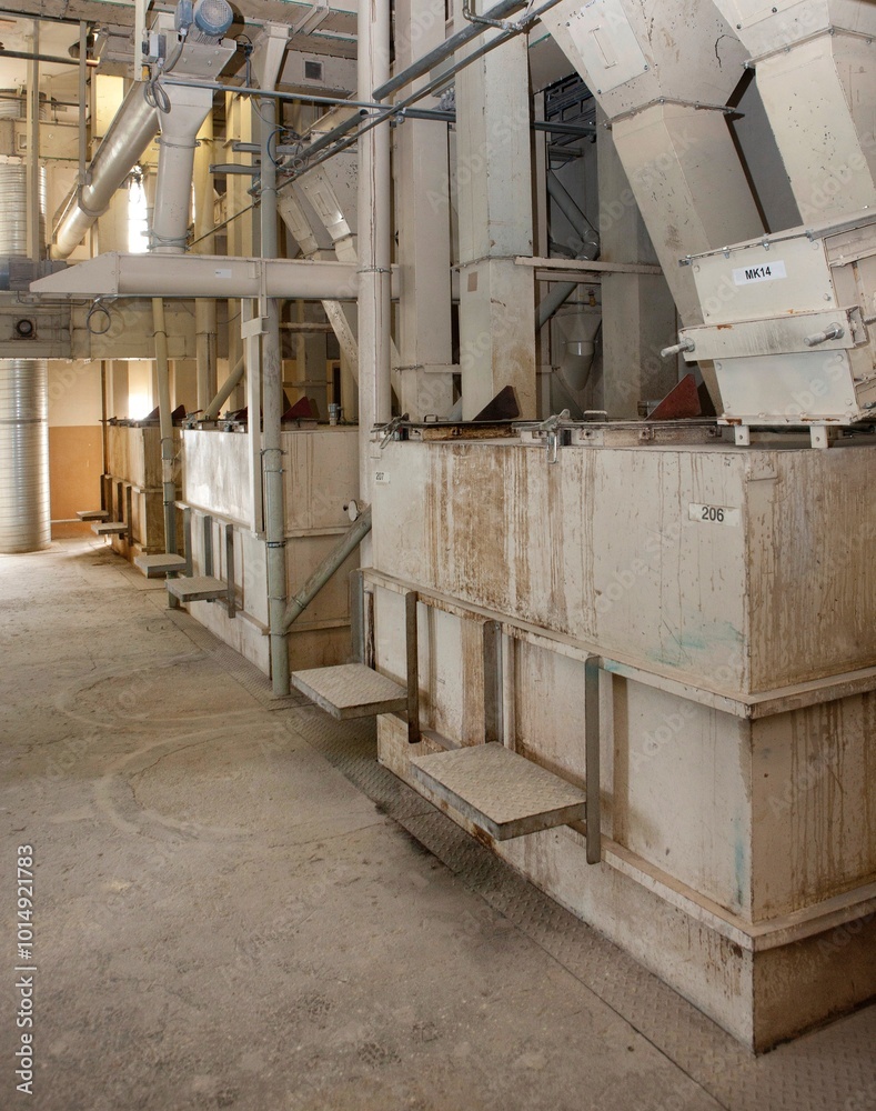 Cattle feed factory. Pipes and mixing machines. Cattle feed factory. Pipes and mixing machines.