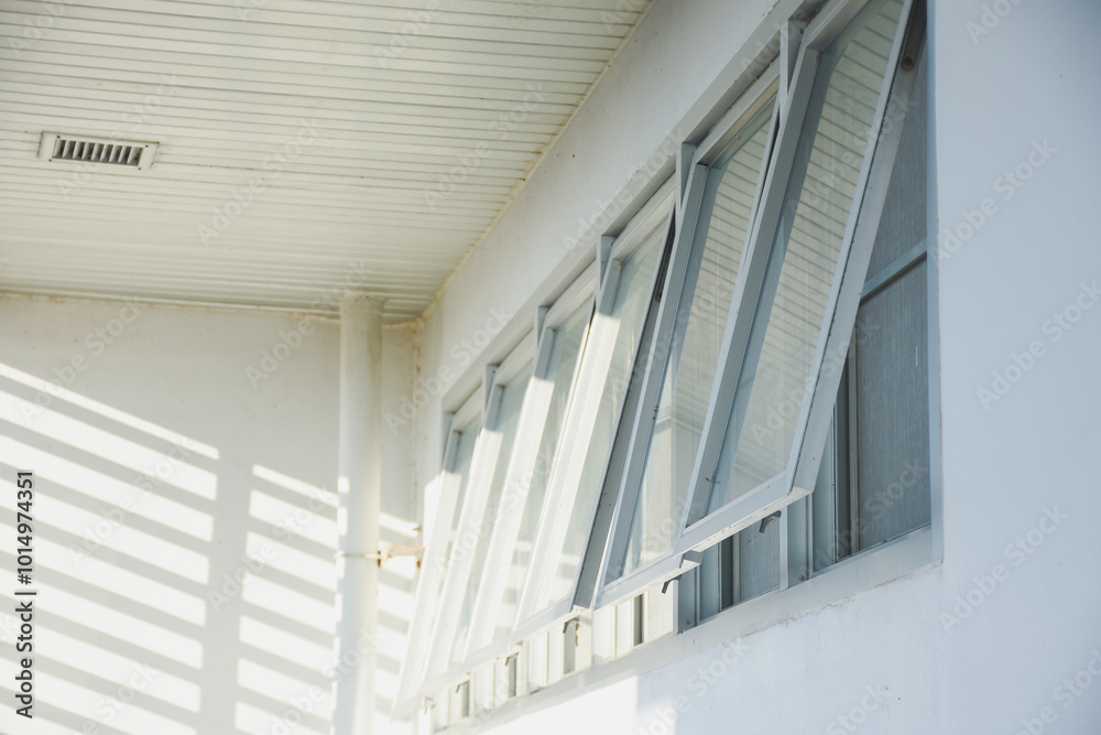 Building wall openings for ventilation Building wall openings for ventilation