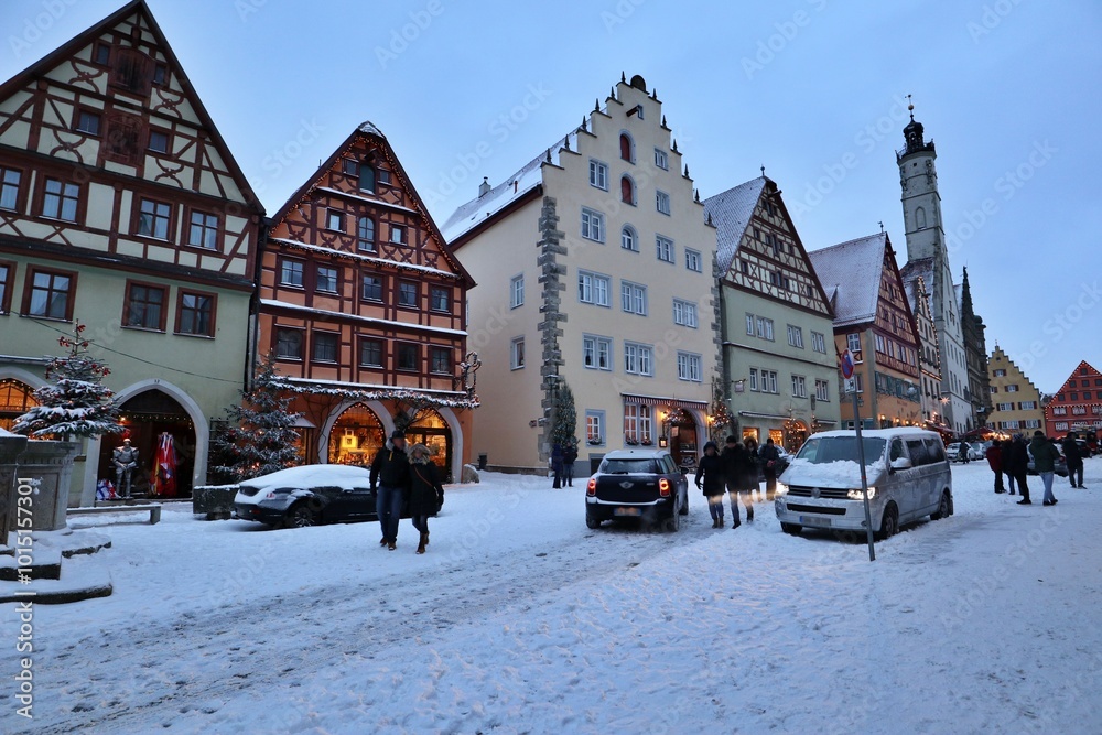 Fototapeta premium Christmas illumination in the old town of Rothenburg ob der Tauber, Germany