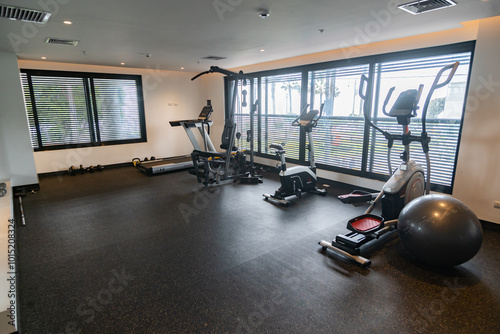 area de gimnasio equipado en condominio