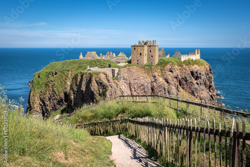 Dunnottar Castle in the Sunshine