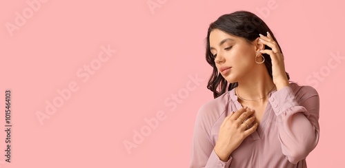 Stylish young woman with be...