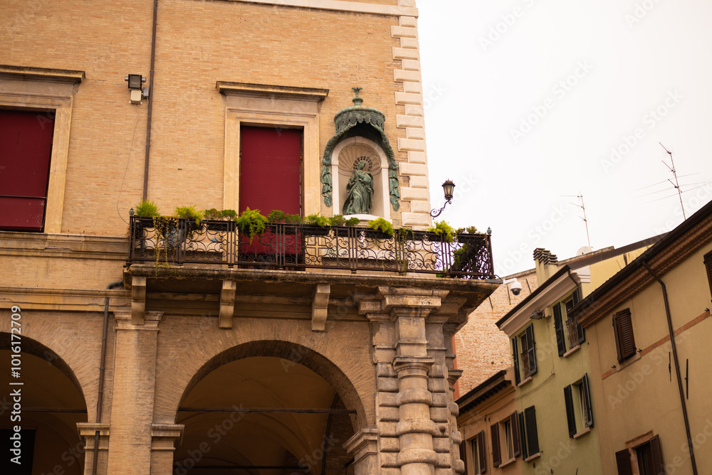 Obraz premium Rimini, Emilia Romagna, Italy - 2024: old street in old town center
