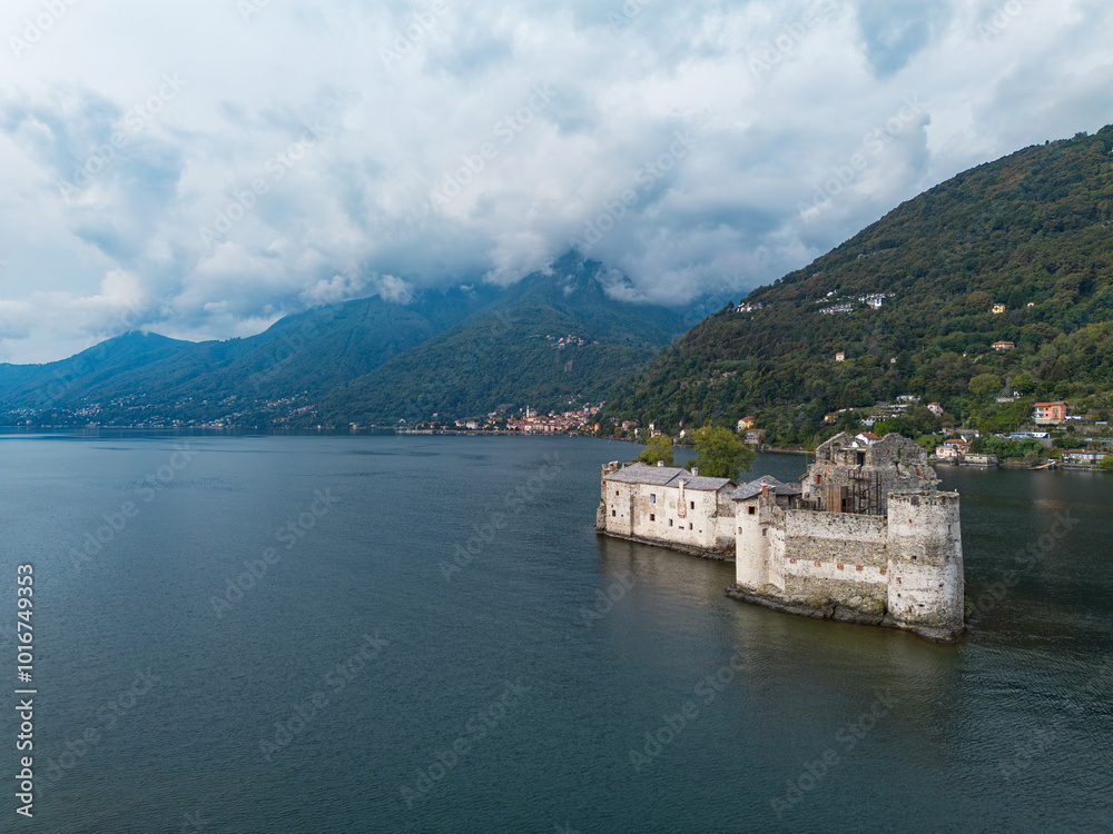 Fototapeta premium The Cannero castle island on Lake Maggiore