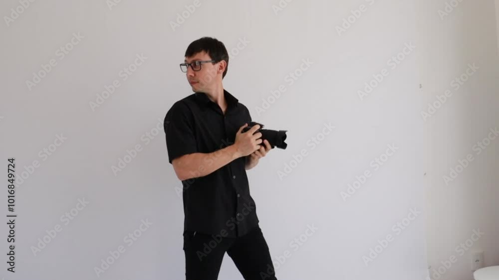 fotografo tirando fotos 