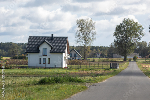 Budowa domu jednorodzinnego. Budowa domu z poddaszem użytkowym. Budowa domu. Polskie Prawo Budowlane. Budownictwo .